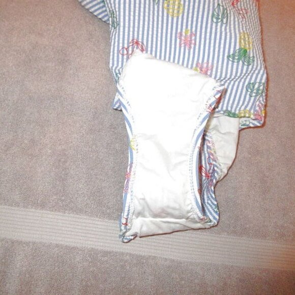 J Crew Seersucker One Piece Swimsuit Size 8 Embroidered Cherry Pineapples EUC - Picture 8 of 9